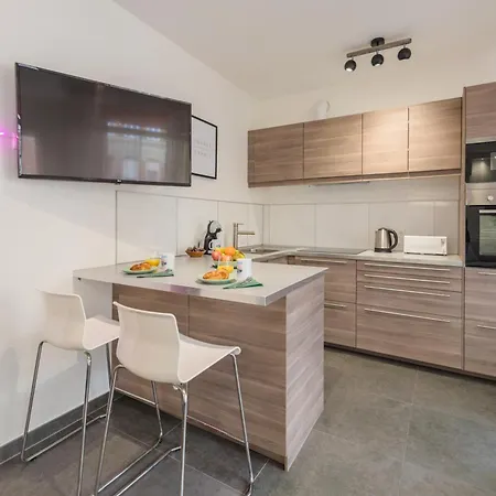 Funky Breeze & Balcony Apartman Budapest