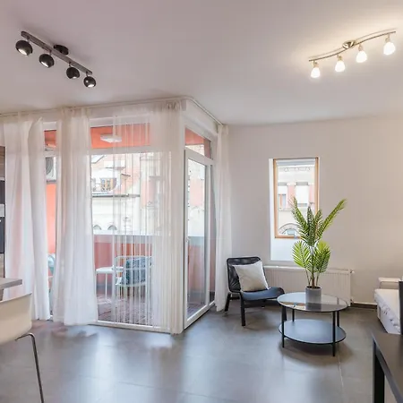 Funky Breeze & Balcony Apartman Budapest