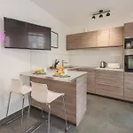 Funky Breeze & Balcony شقة بودابست